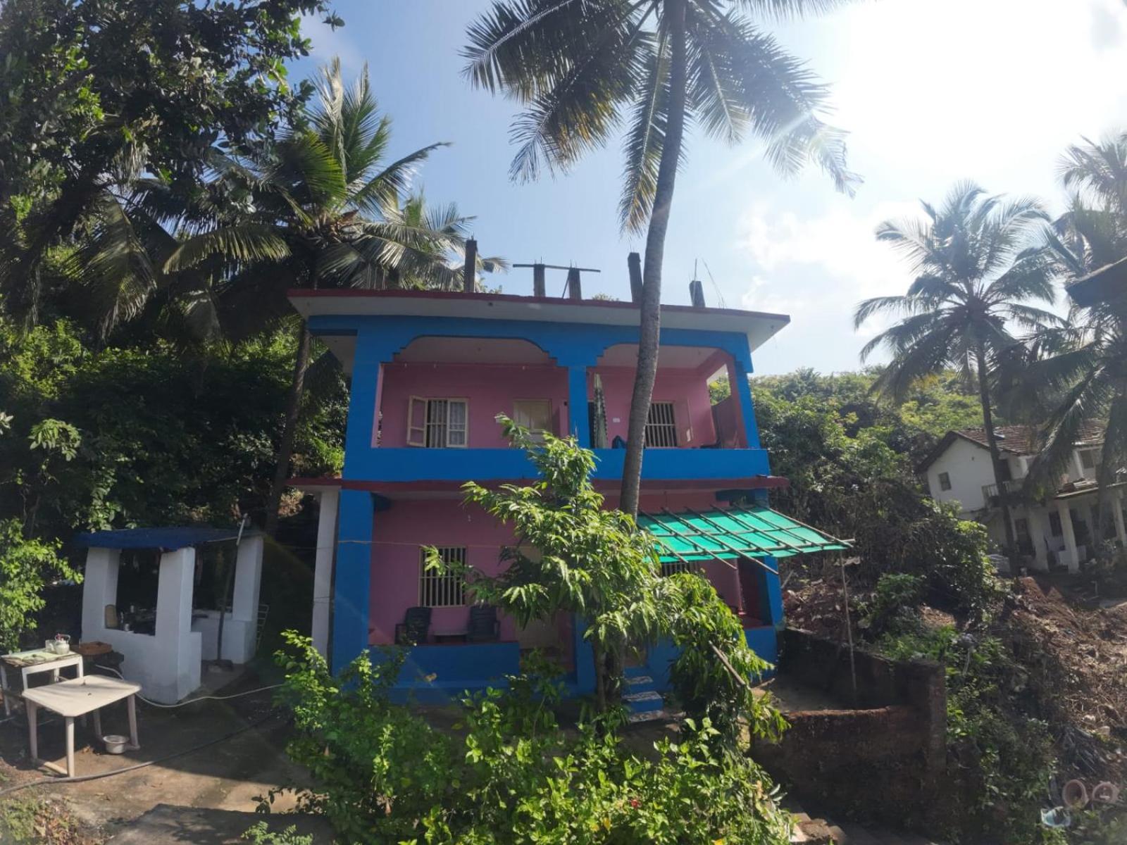 Om Ganesh Guest House Cliffside Arambol Ngoại thất bức ảnh